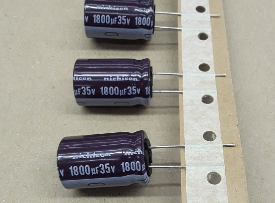 1800UF 35V (16X25)  ELEKTROLİTİK KONDANSATÖR 105C NİCHİCON