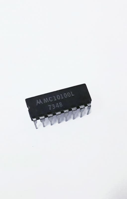 MC10100L ENTEGRE