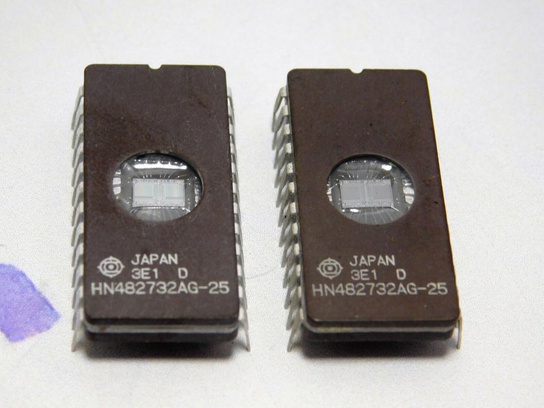 HN482732AG-25  EPROM HİTACİ