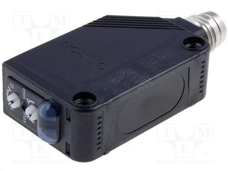 E3Z-D87 Kompak plastik gövdeli genel amaçlı sensörler OMRON