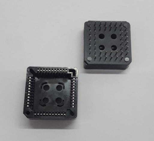 PLCC44 ENTEGRE SOKETTİ SMD TİP İNE AYAK PLCC