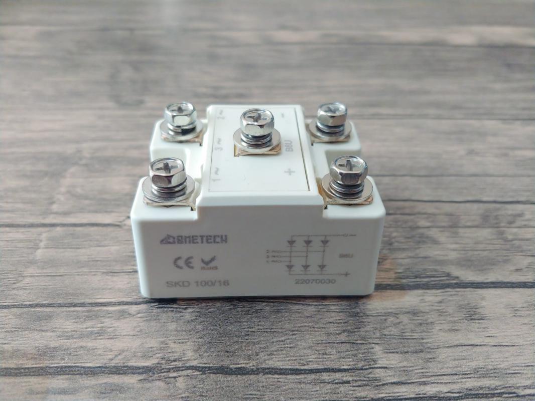 SKD100/16  DIODE BRIDGE 100A 1600V 3PH METECH