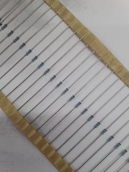  261R %1 METAL FİLİM DİRENÇ 1/8W