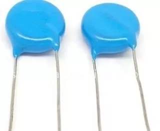 3,3NF 5000V  SERAMİK KONDANSATÖR RM10 332M5KW 3.3NF 5000V