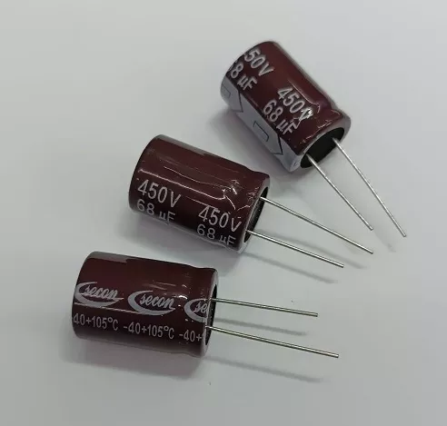 68UF 450V  KONDANSATÖR (18X26)  105DERECE SECON