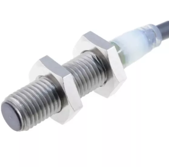 E2A-S08KS02-WP-C1 2M Omron Silindir Endüktif Sensör Algılama Menzili:2 mm, 40mm, NPN-NO, 12 → 24 V dc, IP67