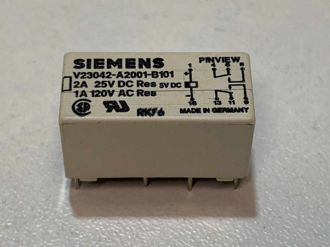 V23042-A2001-B101 RÖLE 5VDC  SIEMENS